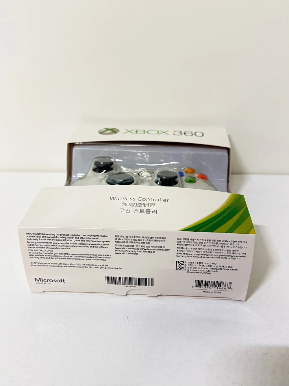 Microsoft Xbox 360 White Wireless Controller with Colored Buttons